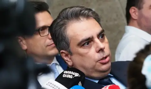 „Продължаваме промяната“ избира председател и ръководни органи на партията - 1