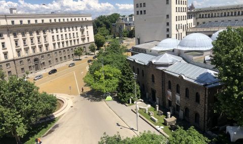 МС: Не сме предлагали ограничаване на правото на глас на българите в чужбина - 1