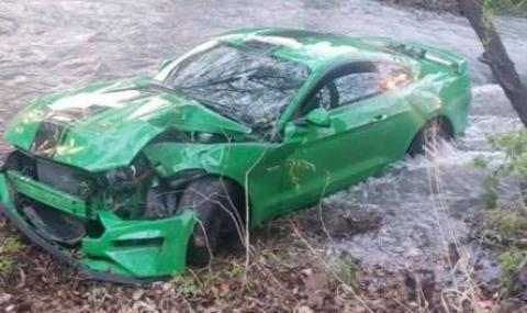 Неопитен шофьор и мощна кола със задно: Ето какво се случва три дни след покупката на чисто нов Mustang GT (ВИДЕО) - 1