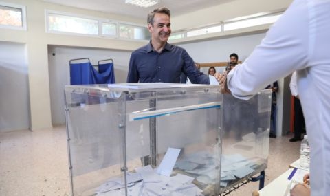 Управляващата консервативна партия Нова демокрация печели първия тур на местните избори в Гърция - 1