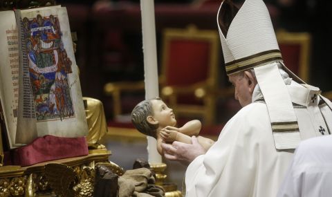 Папата отправи призив към диалог и напомни за "забравените трагедии"  - 1