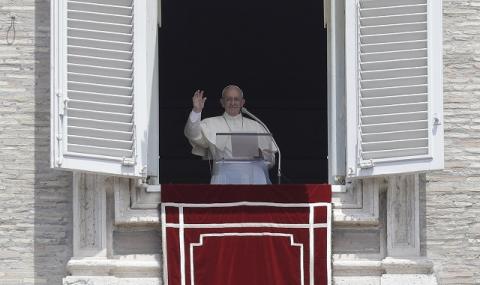Папа Франциск призова за мир - Юли 2017 - 1
