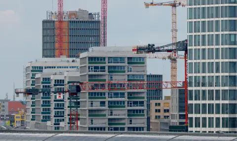 Над 20 хиляди души бяха евакуирани в Берлин - 1