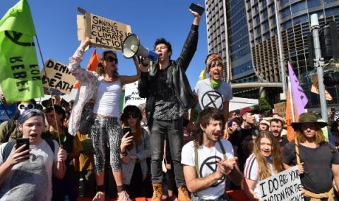 Хиляди на протест за климата в Австралия - 1