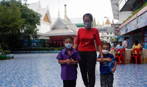 Тайланд пуска чужденци в страната, над 1000 новозаразени в Индонезия  - 1
