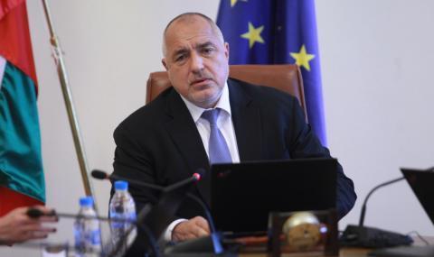 Премиерът съзря и обща опасност между бежанците и коронаворуса - 1