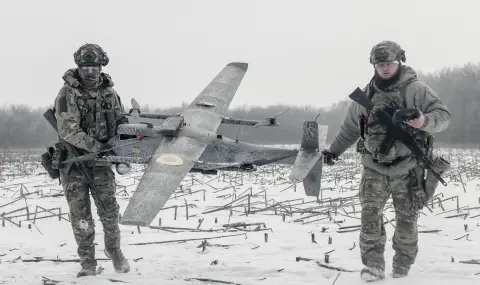 Ukraine's allies pledge $35 billion in military aid - 1