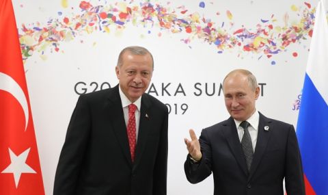 Путин и Ердоган - спешно по телефона - Август 2023 - 1