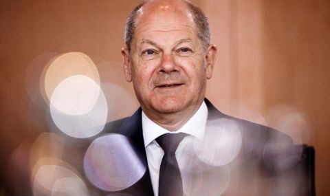 Шолц зове Източна Германия да привлече нови работници от чужбина - 1