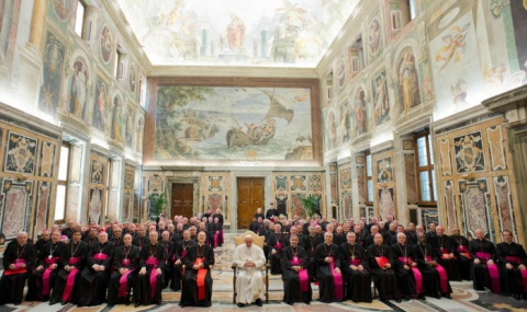 Папата назначи анкетна комисия за дейността на банката на Ватикана - 1