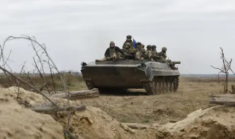 Руските сили се опитват да разтеглят фронта в Украйна - 1