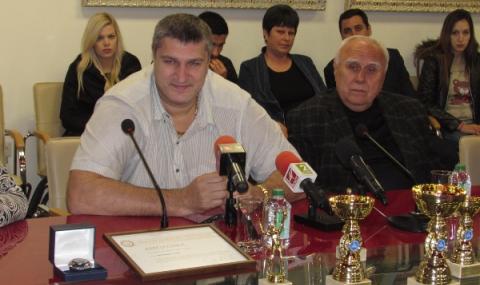 Любо Ганев пред ФАКТИ: Хора на федерацията агитират срещу мен - 1