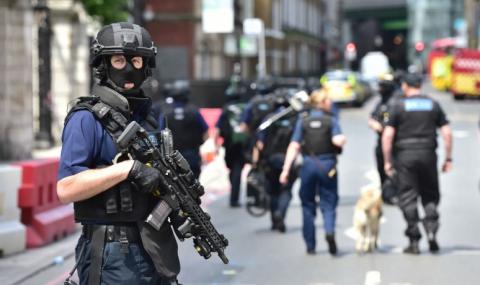 Операция в Лондон! 12 арестувани след атентата - 1