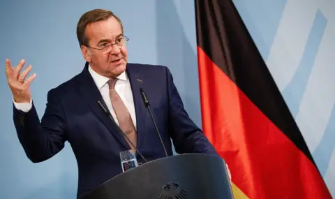 Бундесверът призова германците за спокойствие след инцидентите с дронове над летища - 1