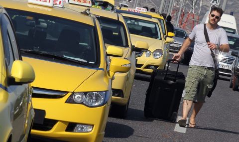 Гърция започва замяна на такситата с електромобили - 1