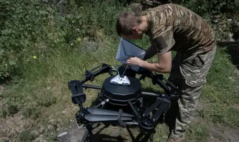 Германия определя връщането на млади украинци във военната зона като оправдано