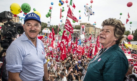 100 000 протестират за работни места в Рим - 1