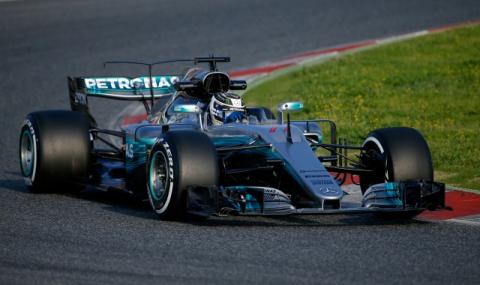 Mercedes - най-бързи в Барселона - 1