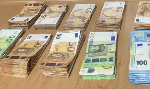 Недекларирана валута за близо 120 000 лева откриха митничарите на "Лесово". Парите били скрити в леглото на шофьор  - 1