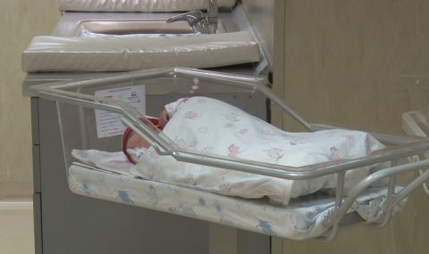 Проверка оневинява лекари за бебето със счупения крак - 1