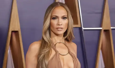 Сбъдната мечта: Дженифър Лопес се срещна със своя българска фенка в Полша (СНИМКИ) - 1