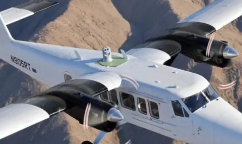 Пробив в комуникациите: САЩ тестваха лазерна връзка между сателит и самолет - 1