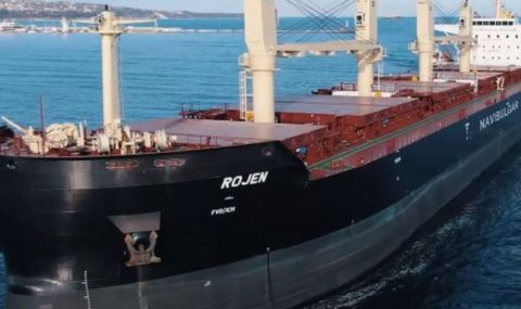Блокираният в Израел кораб "Рожен" акостира във Варна - 1