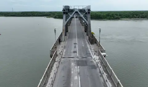 Протестиращи служители на АПИ блокираха пътя към Дунав мост 2 - 1