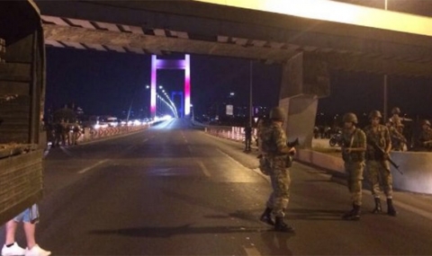 Стратфор: Репресиите на Ердоган ще направят армията слаба - 1