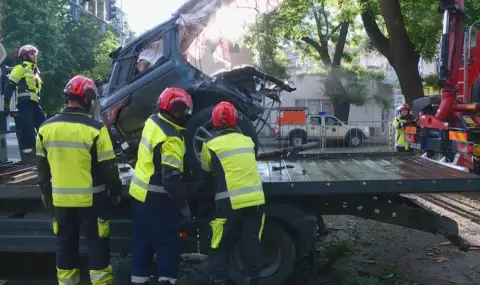 Лекарите от "Спешна помощ" за катастрофата с джипа-ковчег от Пловдив: Гледката беше ужасяваща - 1