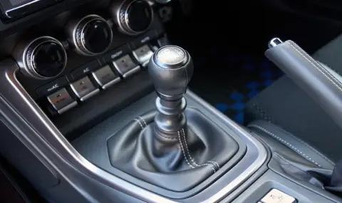 Кои механични скоростни кутии превключват най-бързо предавките - 1