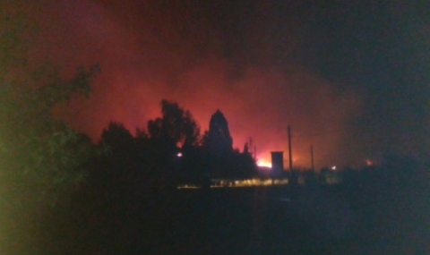 170 души евакуирани заради пожар - 1
