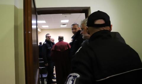 Седем от задържаните митничари остават в ареста - 1