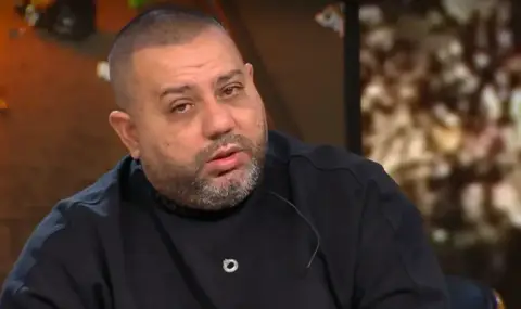 Джамбазки за заловения с 30 хил. лв. на протеста: Особено впечатляваща е и нуждата да поправя парапети в 12 през нощта - 1