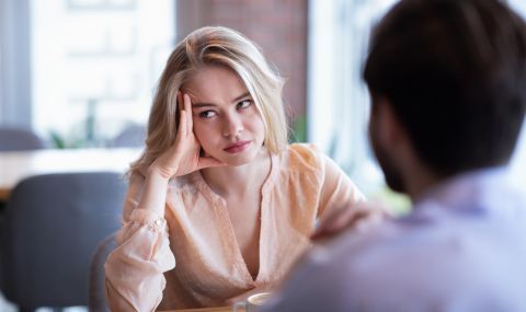 Тревожните знаци, които ви показват, че той не става за съпруг - 1