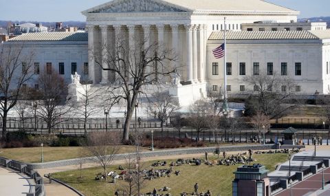 Върховният съд на САЩ бе евакуиран заради бомбена заплаха - 1
