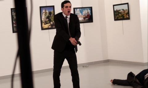 Назрява скандал? Кой екзекутира руския посланик - 1