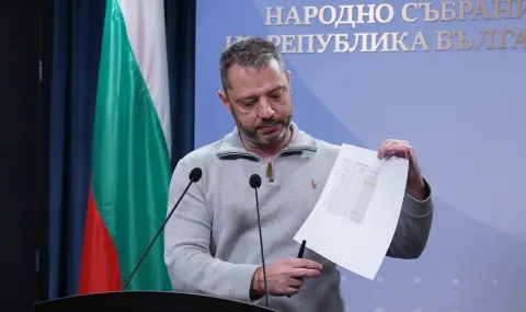 Делян Добрев: ПП финансираха режима на Путин с повече от 10 млрд. лв. за две години, а сега ронят сълзи за Навални - 1