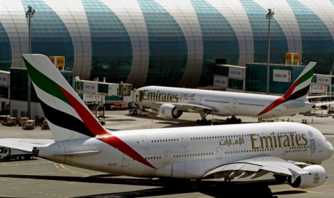 Дрон заземи самолетите на летището в Дубай - 1