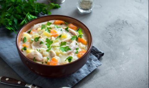Рецепта на деня: Гъста селска пилешка супа - 1