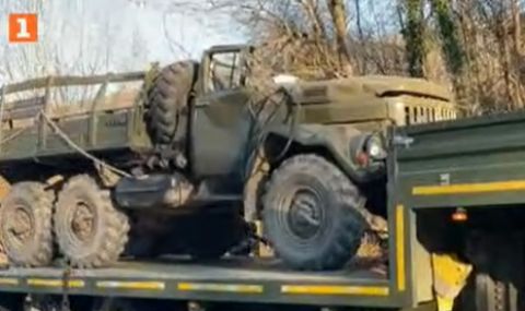 Извадиха от дерето военния камион, който катастрофира в гората на Странджа  - 1