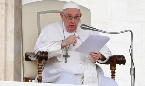 Папа Францск: Ако жените се радват на пълно равенство, в света ще има мир - 1