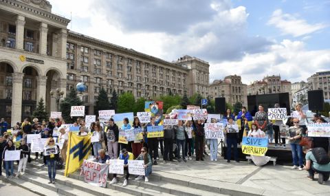 В украинското общество е настъпила "декомунизация" и "дерусификация" - 1