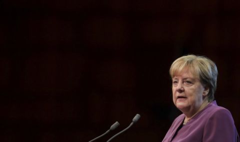 Ангела Меркел ще бъде удостоена с германския Орден за заслуги - 1