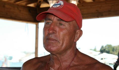 Спасителите предпочитат басейна пред морето - 1