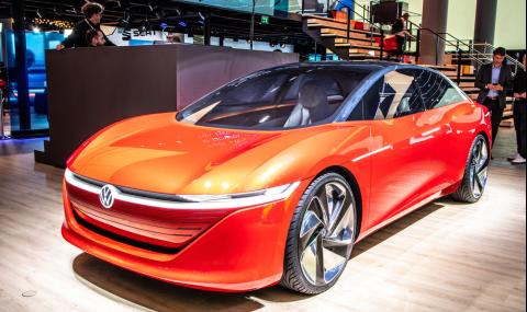 VW преговаря с конкуренти за разработването на платформа за автономни коли  - 1