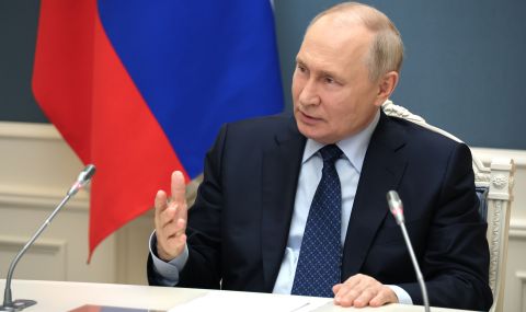 Путин гласува на изборите в Русия от бункера си - 1