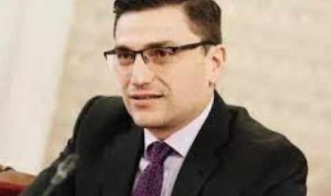 Сабрутев: Основната цел на опозицията е да се запази сегашният гуверньор на БНБ - 1