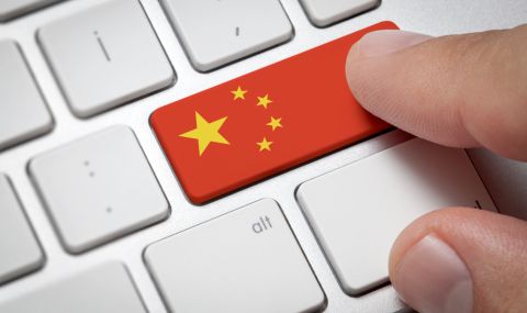 Китай ликвидира над 100 000 акаунта за фалшиви новини - 1