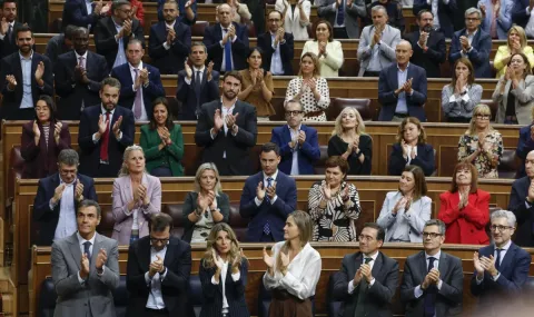 Кралят на Испания разпусна парламента, изборите са на 29 ноември - 1